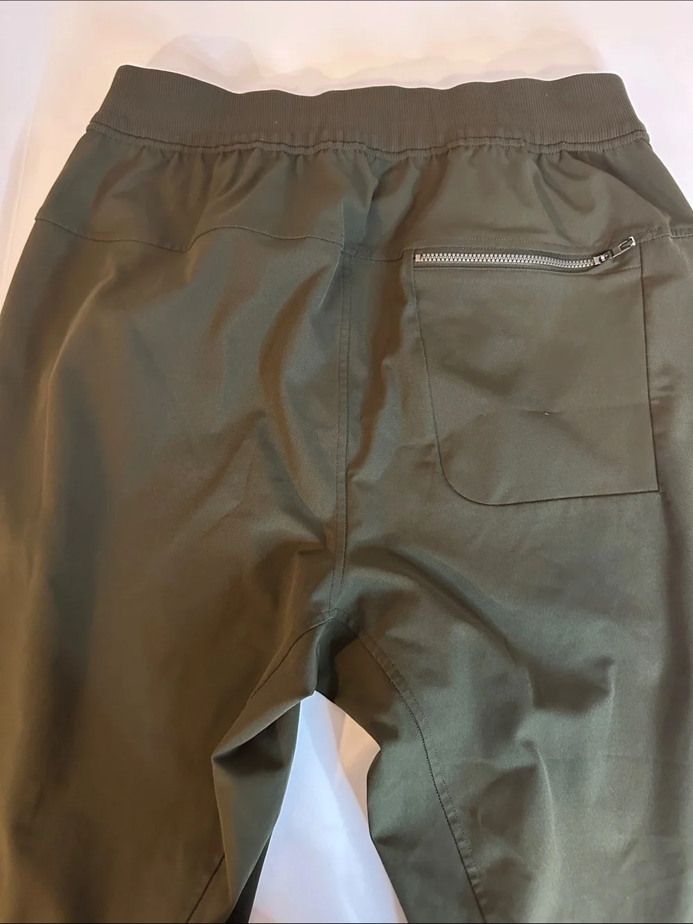 lululemon athletica comfortable olive